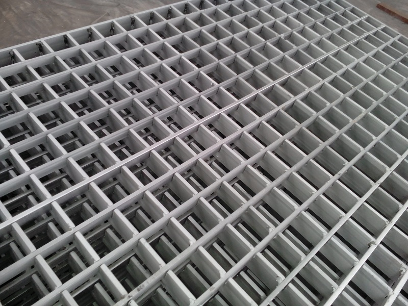 不鏽鋼鋼（gāng）格板